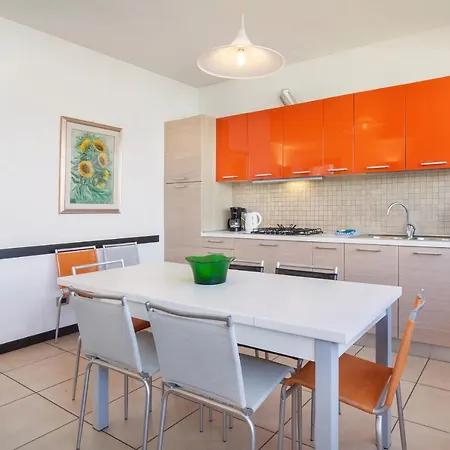 Appartamento Casa Al With Pool Torri Del Benaco