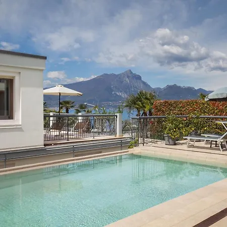 Casa Al With Pool Appartamento Torri Del Benaco