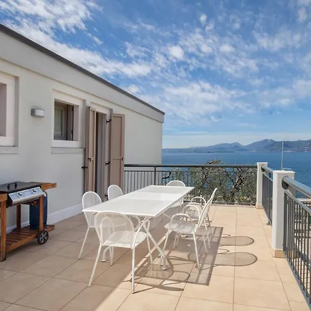 Casa Al With Pool Appartement Torri Del Benaco
